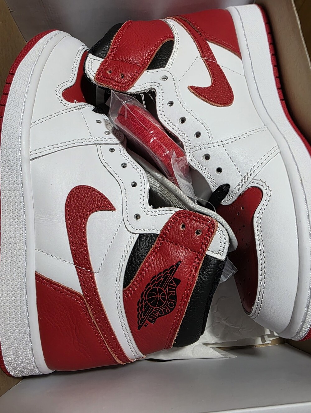 Jordan 1 Men’s High "OG Heritage - White/Red/Black Size 9m